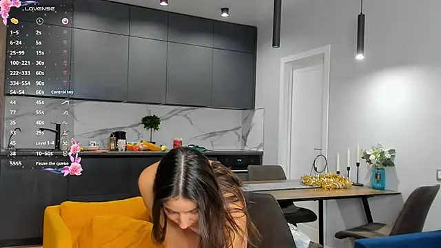 Snapshot of Maria__Candy chatting on 03/05/25, 12:44 Maria Candy online show from 03/05/25, 12:44