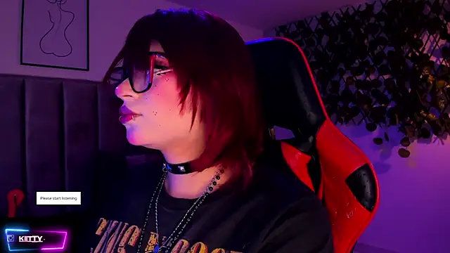 Kitty Gang online show from 10/24/25, 01:46