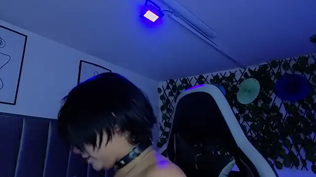 Kitty Gang online show from 05/05/26, 01:35
