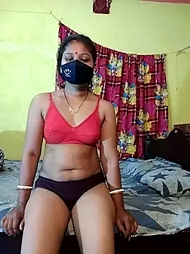 Snapshot of indiancouple09 chatting on 03/03/25, 11:03 indiancouple09 online show from 03/03/25, 11:03