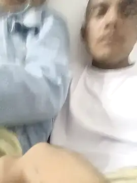 Snapshot of Elcancan1 chatting on 03/22/26, 11:30 Elcancan1 online show from 03/22/26, 11:30