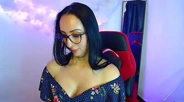 Snapshot of yaralyminjo2 chatting on 12/03/24, 05:12 yaralyminjo2 online show from 12/03/24, 05:12