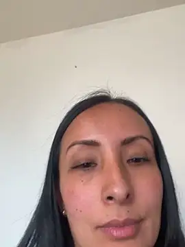 yaralyminjo2 online show from 01/07/25, 09:14