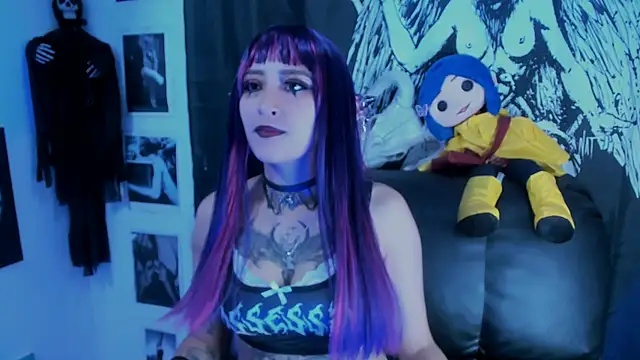 amaracooper  online show from 10/10/25, 01:10