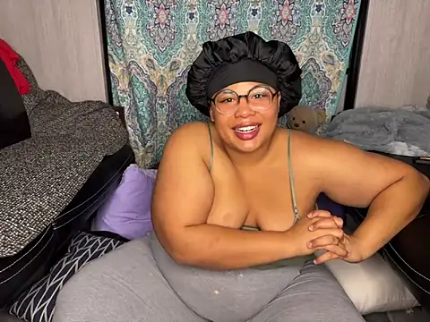 Snapshot of TheeGoddessAset chatting on 01/30/25, 02:38 TheeGoddessAset online show from 01/30/25, 02:38