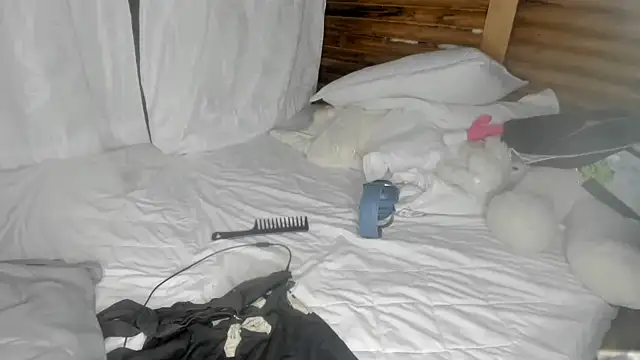 soysara15 online show from 01/29/25, 08:40