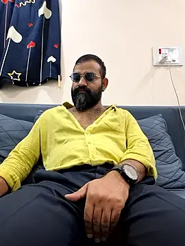 Fun Guuy online show from 01/11/26, 03:22