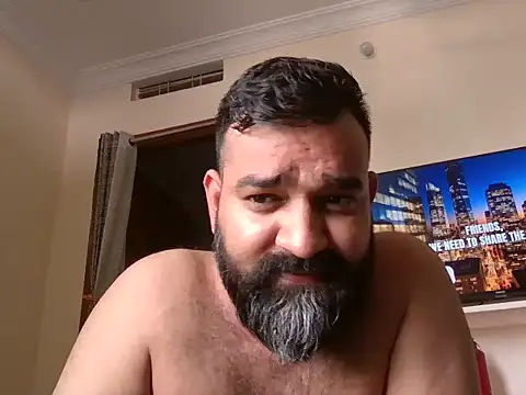 Snapshot of Fun_Guuy chatting on 05/11/26, 09:26 Fun Guuy online show from 05/11/26, 09:26