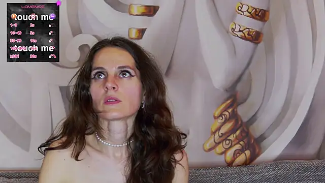 Snapshot of hailey_peach chatting on 02/22/25, 03:34 hailey peach online show from 02/22/25, 03:34