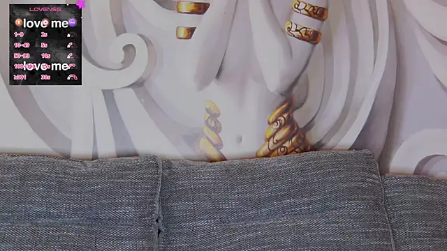 Snapshot of hailey_peach chatting on 03/09/25, 12:00 hailey peach online show from 03/09/25, 12:00