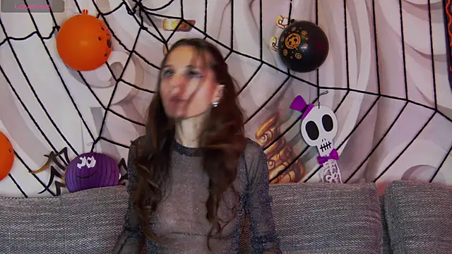 Snapshot of hailey_peach chatting on 10/29/25, 05:58 hailey peach online show from 10/29/25, 05:58