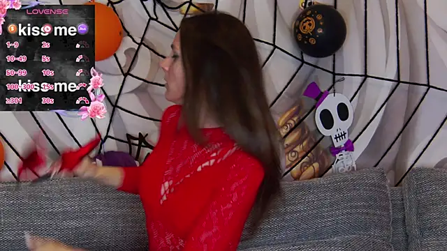 Snapshot of hailey_peach chatting on 10/31/25, 05:58 hailey peach online show from 10/31/25, 05:58