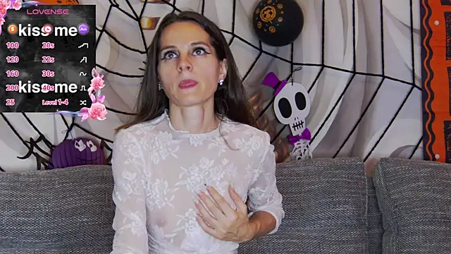 Snapshot of hailey_peach chatting on 11/01/25, 05:59 hailey peach online show from 11/01/25, 05:59