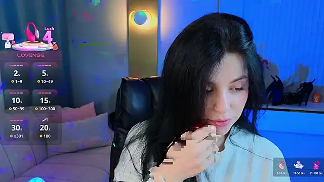 Jenna Adams  online show from 12/23/25, 01:36