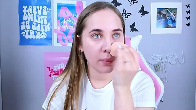 MiaMilas online show from 12/26/24, 05:04