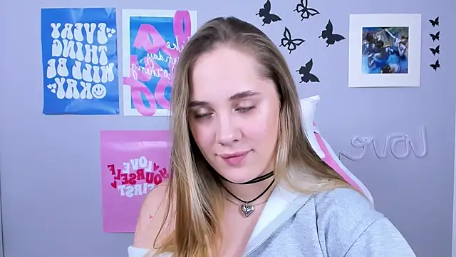 MiaMilas online show from 01/20/25, 11:56