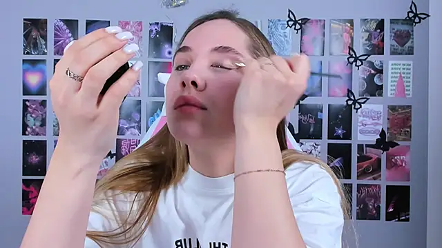 MiaMilas online show from 02/11/25, 09:42