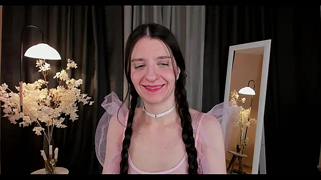 Snapshot of helentasty chatting on 02/01/25, 01:09 helentasty online show from 02/01/25, 01:09