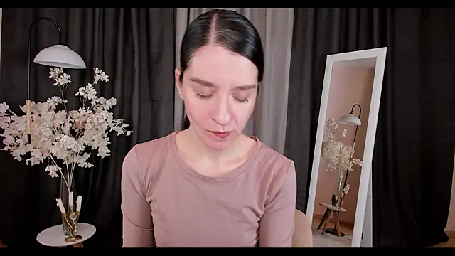 Snapshot of helentasty chatting on 02/03/25, 03:42 helentasty online show from 02/03/25, 03:42