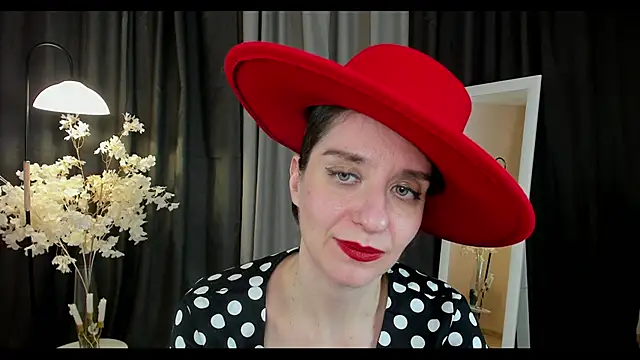 Snapshot of helentasty chatting on 02/07/25, 09:26 helentasty online show from 02/07/25, 09:26