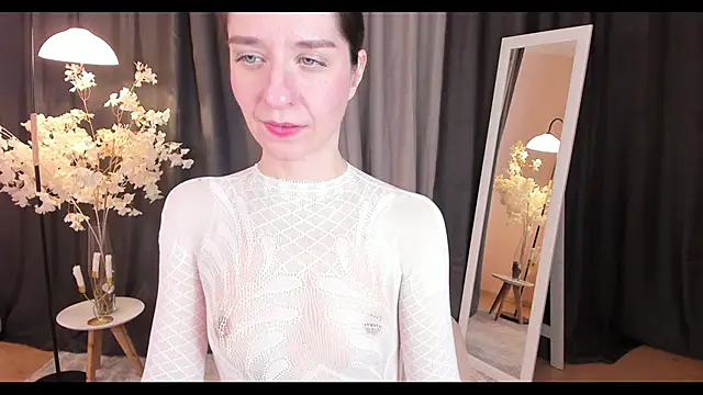 Snapshot of helentasty chatting on 02/17/25, 03:15 helentasty online show from 02/17/25, 03:15