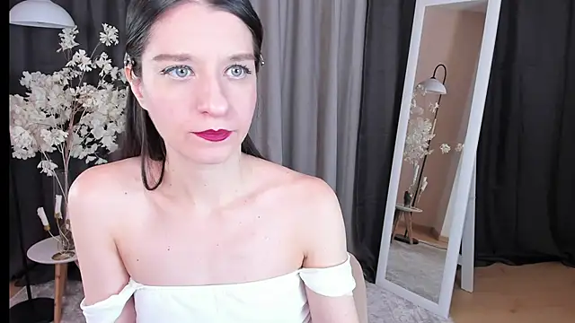 Snapshot of helentasty chatting on 03/14/25, 02:20 helentasty online show from 03/14/25, 02:20
