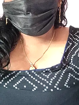 mallu-sumi online show from 02/20/26, 06:26