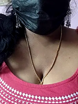 mallu-sumi online show from 03/21/26, 04:17