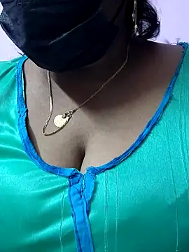 mallu-sumi online show from 04/10/26, 05:50