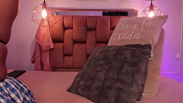 kristakinnky online show from 04/10/26, 11:59