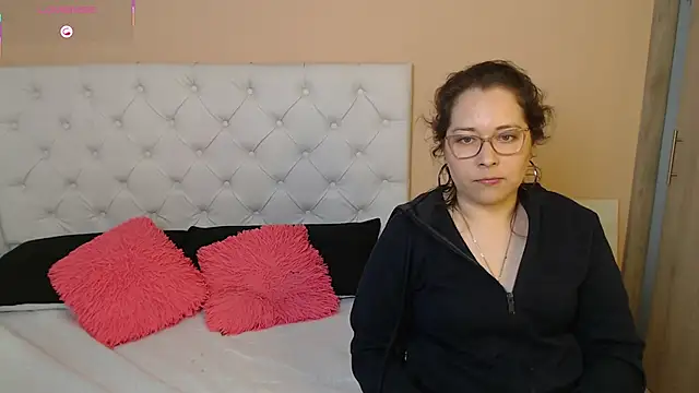 May Carlier online show from 01/09/26, 07:04