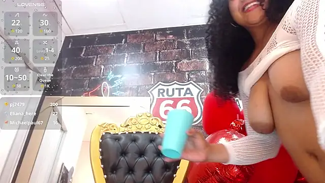 Snapshot of JadeSoleile chatting on 02/07/25, 06:24 JadeSoleile online show from 02/07/25, 06:24