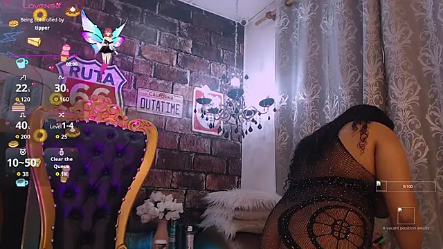 Snapshot of JadeSoleile chatting on 11/06/25, 11:55 JadeSoleile online show from 11/06/25, 11:55