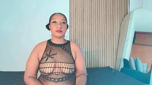 Snapshot of Krystal_cambell1 chatting on 03/11/25, 04:21 Krystal cambell1 online show from 03/11/25, 04:21