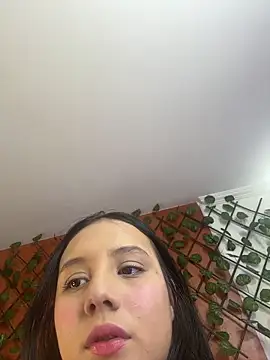 Snapshot of Emily_Trujillo chatting on 10/18/25, 04:08 Emily Trujillo online show from 10/18/25, 04:08