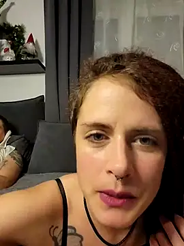 Snapshot of JanyXclusive chatting on 12/15/24, 12:18 JanyXclusive online show from 12/15/24, 12:18