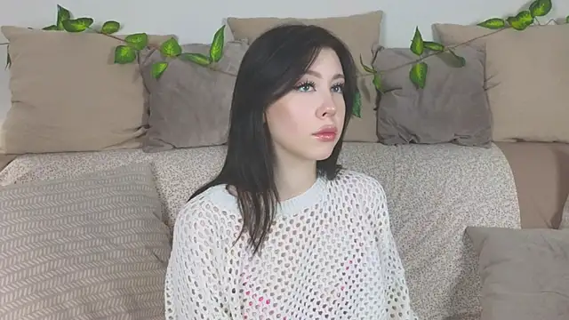 Snapshot of AnnTaint chatting on 12/04/24, 01:42 AnnTaint online show from 12/04/24, 01:42