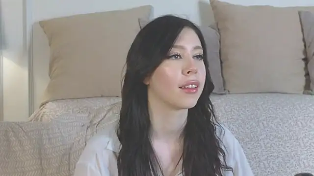 Snapshot of AnnTaint chatting on 12/07/24, 07:10 AnnTaint online show from 12/07/24, 07:10