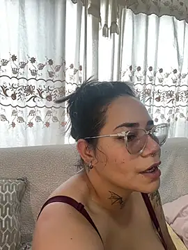 Snapshot of Mabelydani chatting on 07/19/26, 07:17 Mabelydani online show from 07/19/26, 07:17