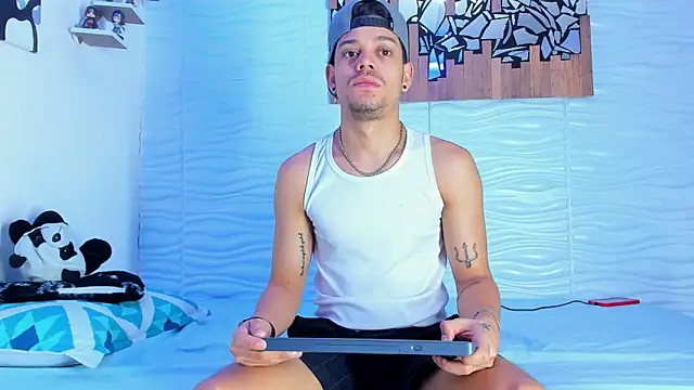 Friendsofeverything  online show from 09/09/25, 01:10