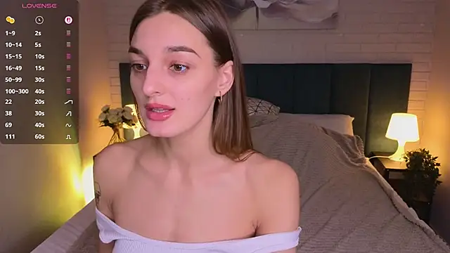 Snapshot of stacy_sexylips chatting on 10/09/25, 10:35 stacy sexylips online show from 10/09/25, 10:35