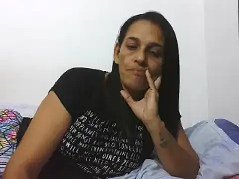 Snapshot of latinbrunettet chatting on 12/13/24, 12:50 latinbrunettet online show from 12/13/24, 12:50