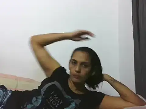 Snapshot of latinbrunettet chatting on 12/16/24, 01:22 latinbrunettet online show from 12/16/24, 01:22