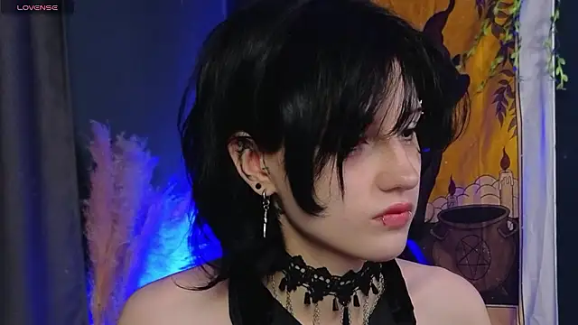 dark vamp  online show from 12/06/24, 09:02