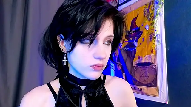 dark vamp  online show from 12/29/24, 08:58