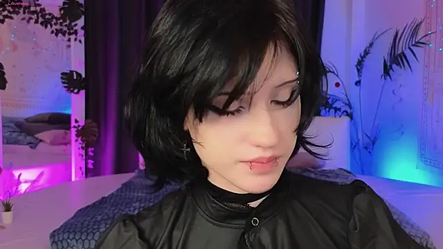 dark vamp  online show from 01/15/25, 02:02