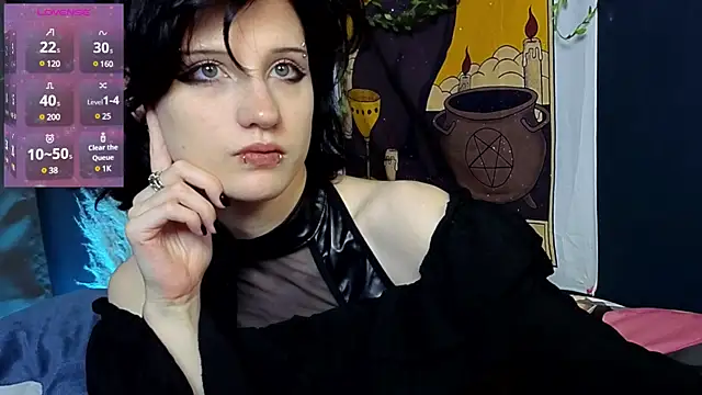 dark vamp  online show from 01/17/25, 03:43