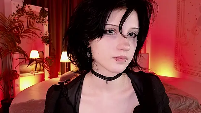 dark vamp  online show from 02/06/25, 09:38