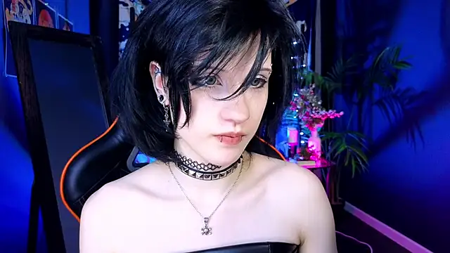 dark vamp  online show from 02/15/25, 02:58