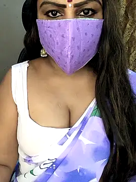 honey-sexy online show from 11/07/25, 04:29